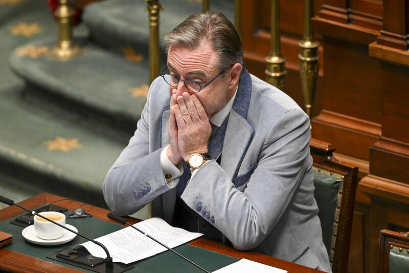 Plenary Session - Federal Parliament