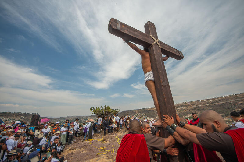 PIX OF THE WEEK - 15