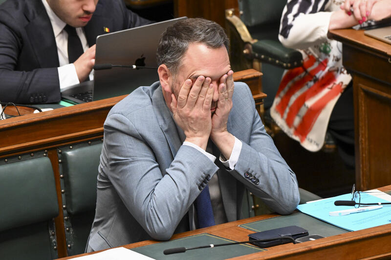 Plenary Session - Federal Parliament