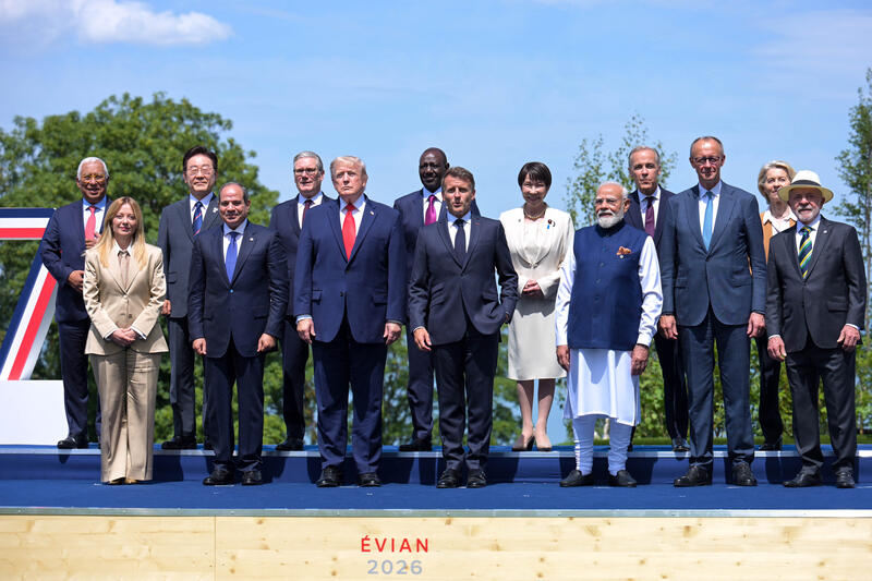 G7