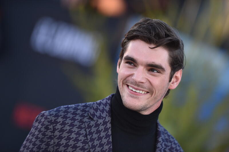 RJ Mitte (Breaking Bad) Passed Away
